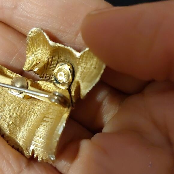 Vintage Sky Terrier Scottish Dog Pin Brooch in Gold Tone - Picture 6 of 6